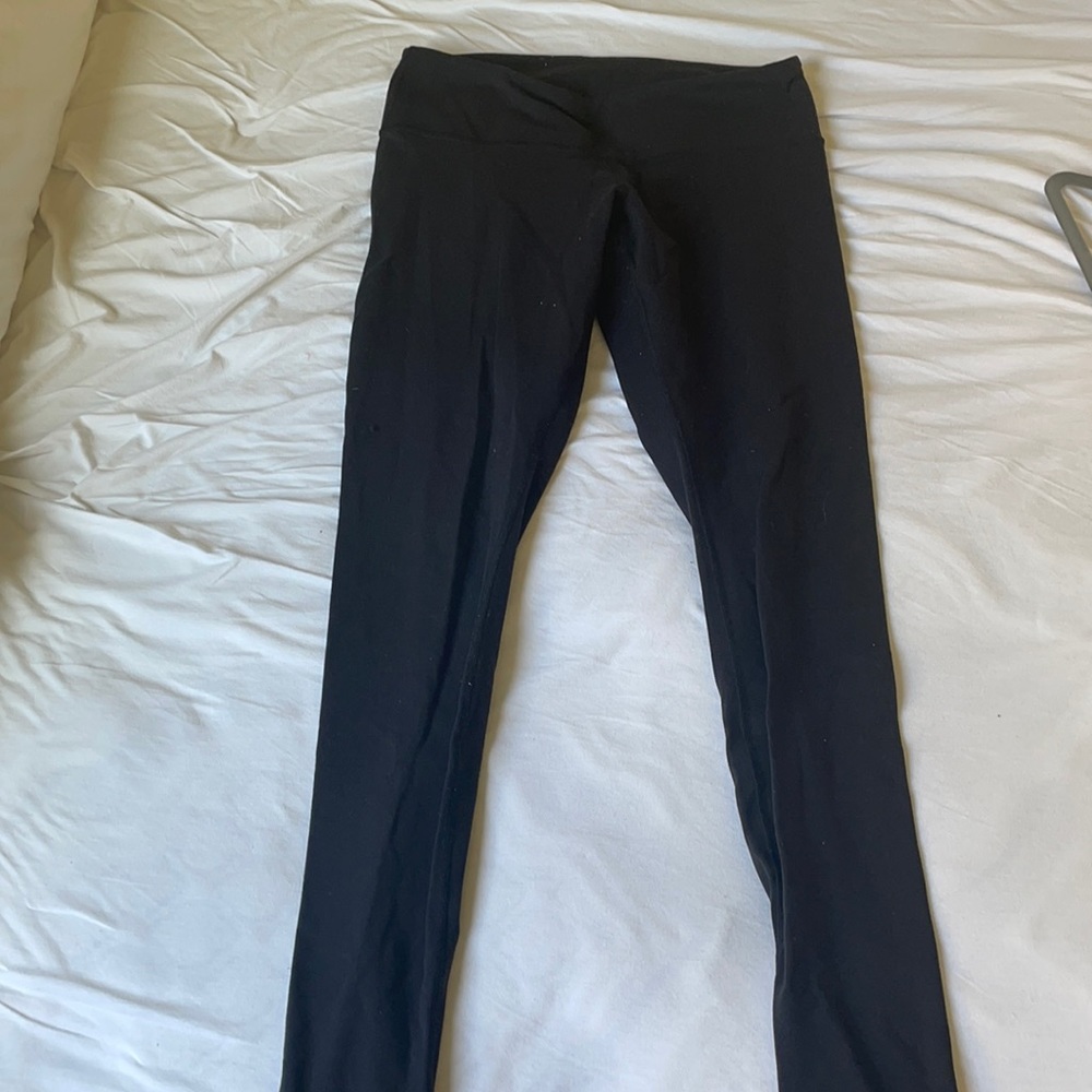 Classic black lulu lemon leggings
